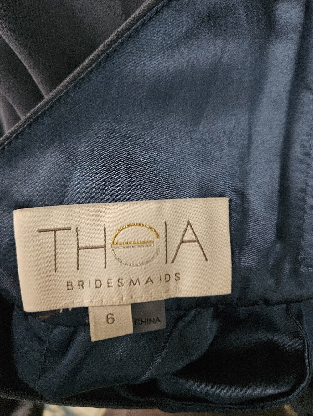 Theia Formal Open Back Dress Size 6 - Picture 7 of 7